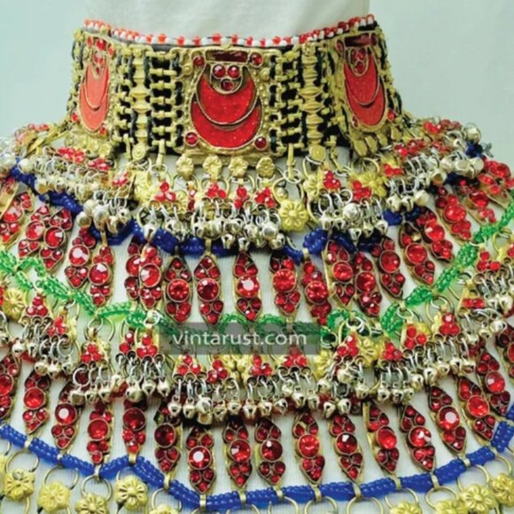 Ethnic Statement Choker Necklace With Red Glass Stones - Picture 8 of 11